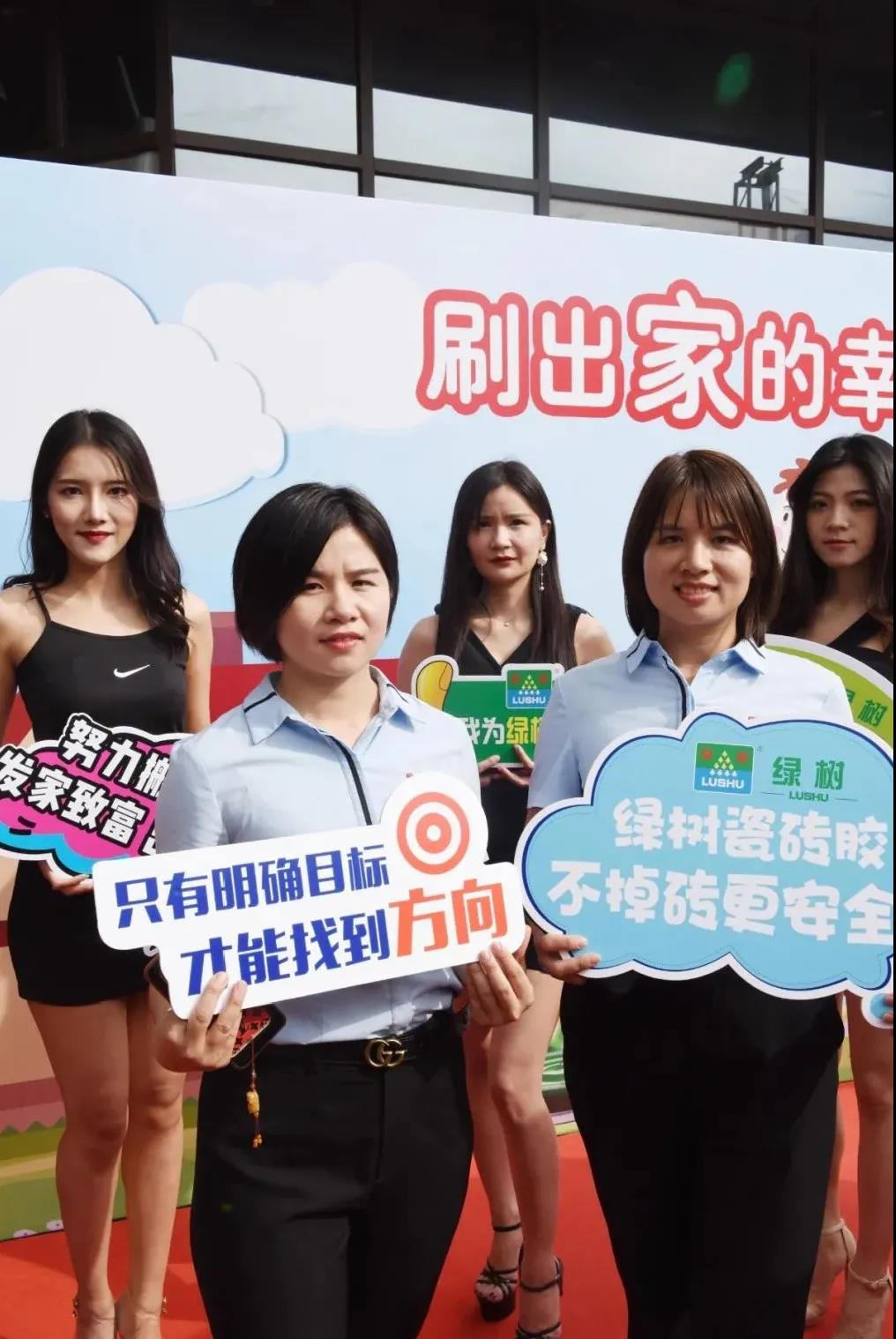 亞洲第一狼人伊人av