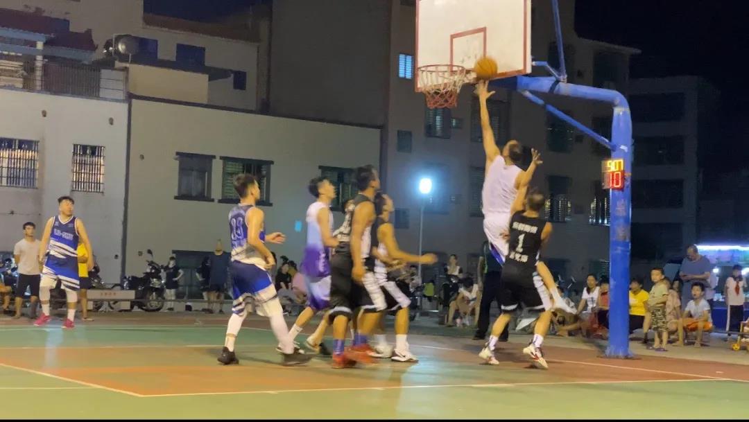 亞洲第一狼人伊人av